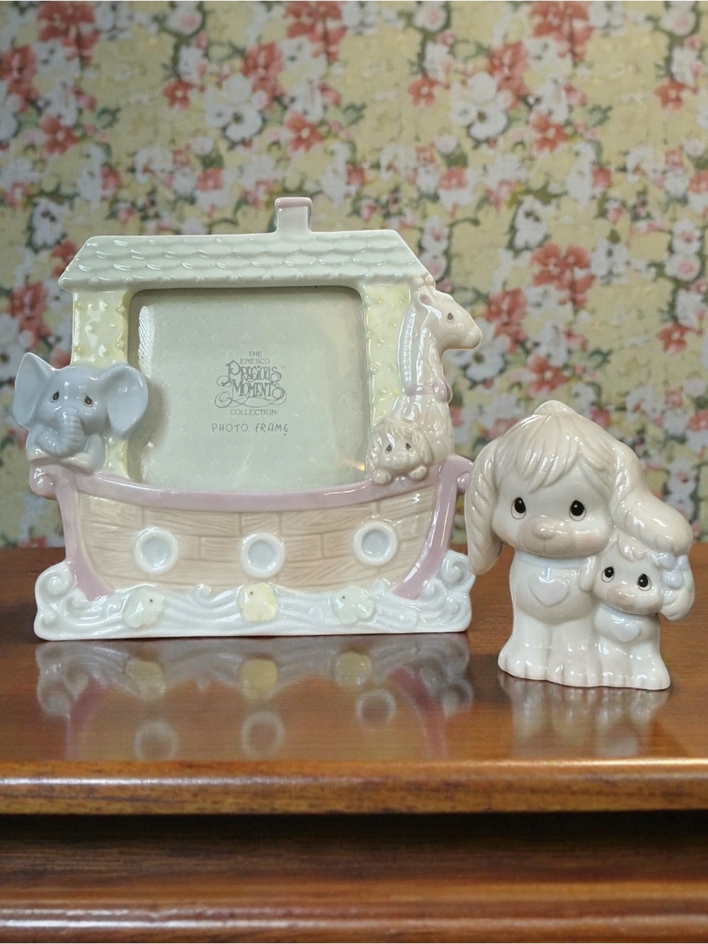 Precious Moments Noah’s Ark Picture Frame and Doggy Night Light